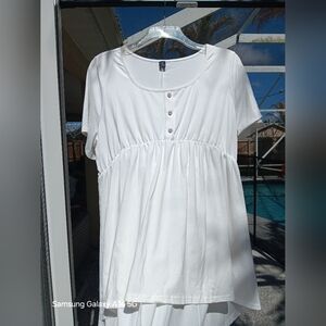 White Short Sleeve Hi-Lo Tunic Top Faux Pearl Buttons 4XL